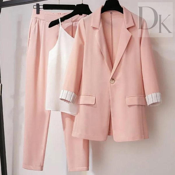 ピンク(キャミソール+スーツ+カジュアルパンツ)