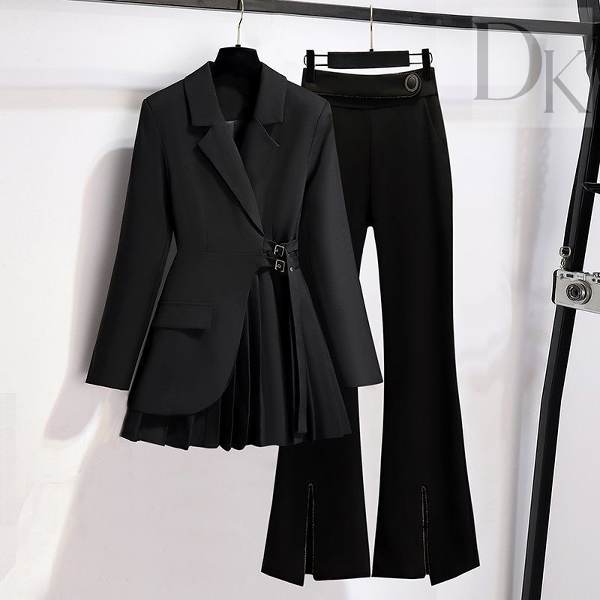 ブラック/スーツ+ブラック/パンツ